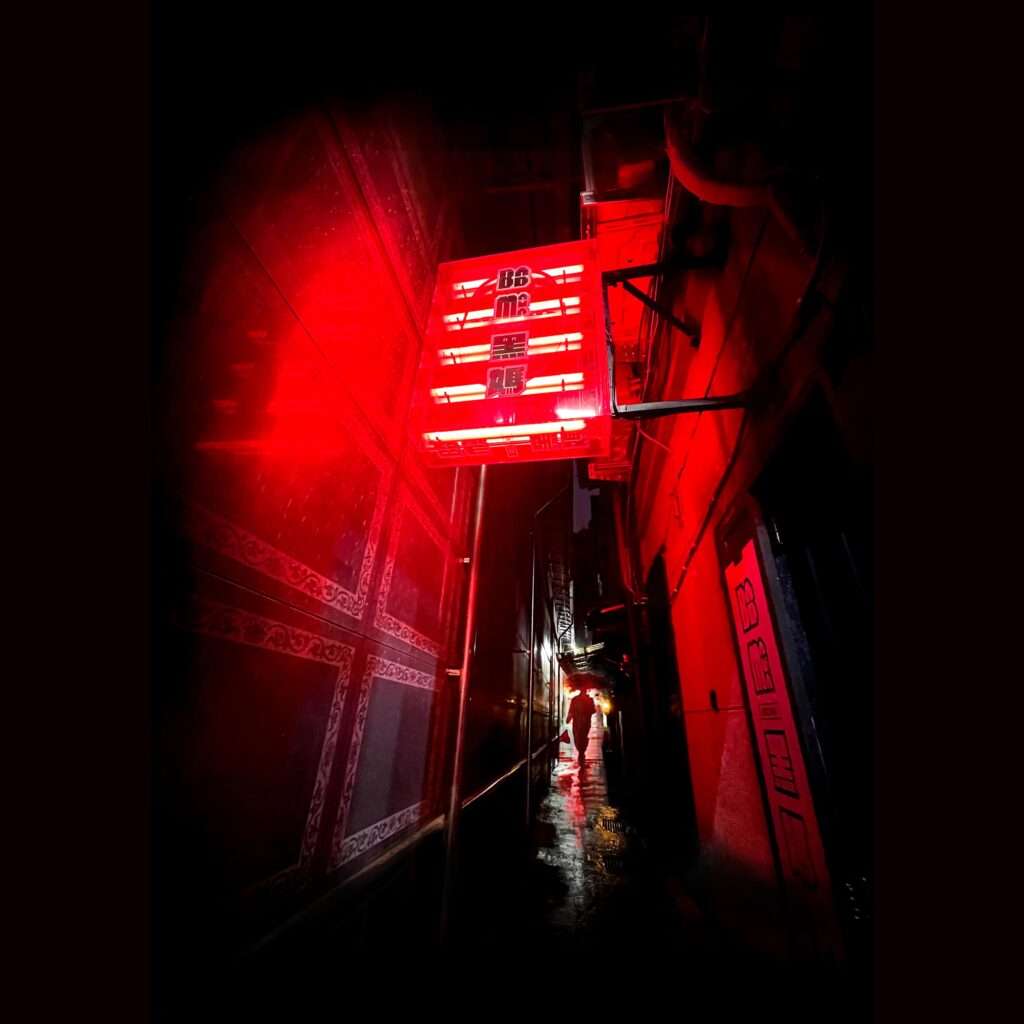 Adam Hunt’s Extreme Art of Sustainability: Bad Mama Keelung