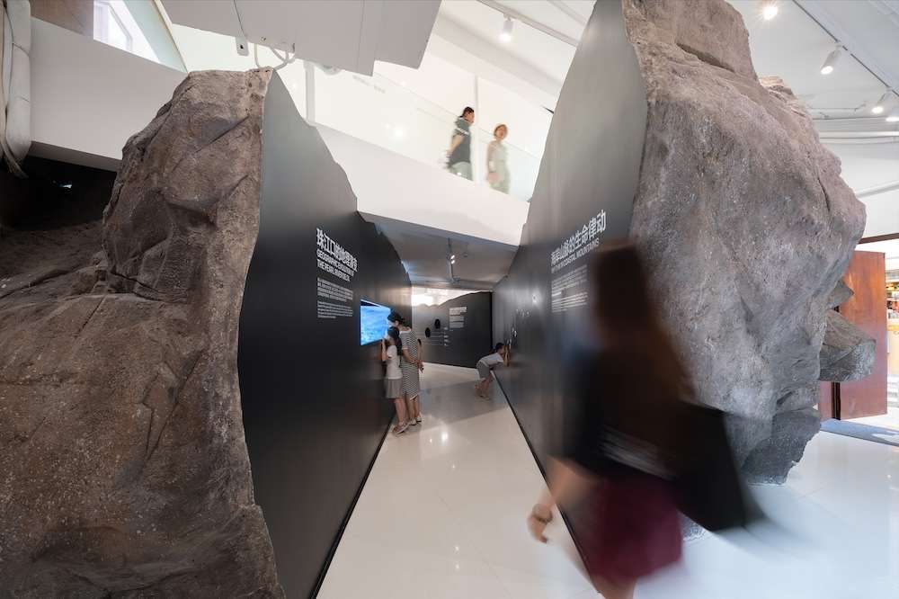 Diverse Homology Pavilion