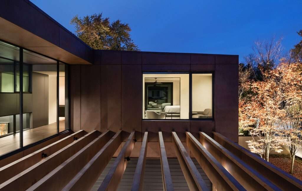 Michigan home lighting by PHT Lighting Design, Photo credits: Michael Moran / Peiheng Tsai
