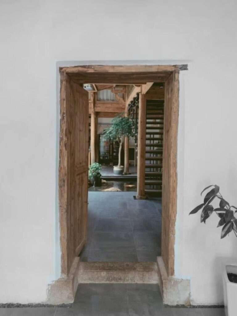 Timber & Table, photo: YanXiaSanYue