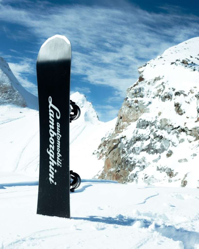 Automobili Lamborghini, CAPiTA Snowboards, and Union Binding Company's new snowboard and binding set