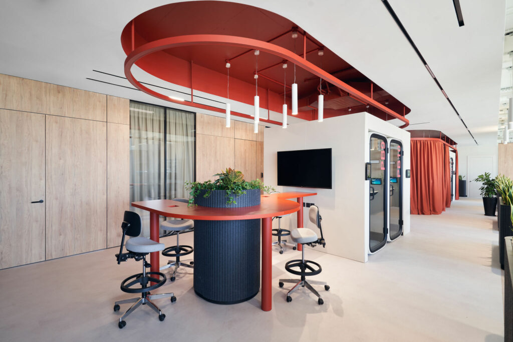 ZIKZAK Architects Transform a Cyprus IT Office Into a Creativity Hub