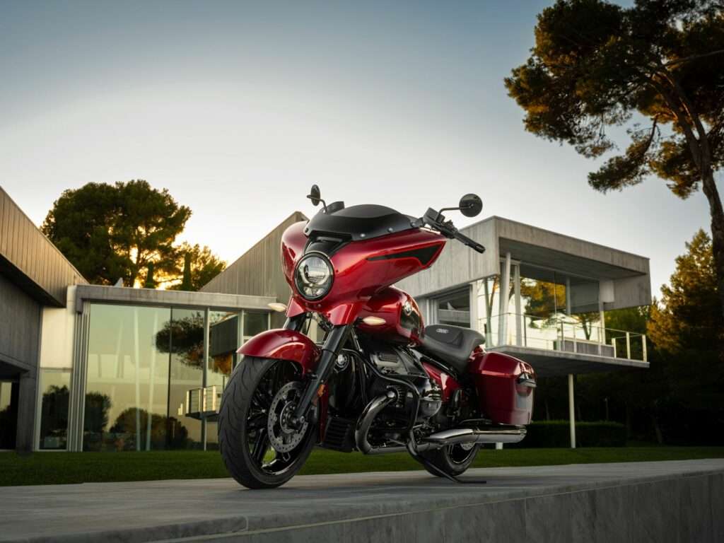 BMW Motorrad Elevates the R 18 Series with Fresh Updates