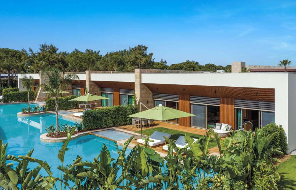 Regnum the Crown Amber Lagoon Villas