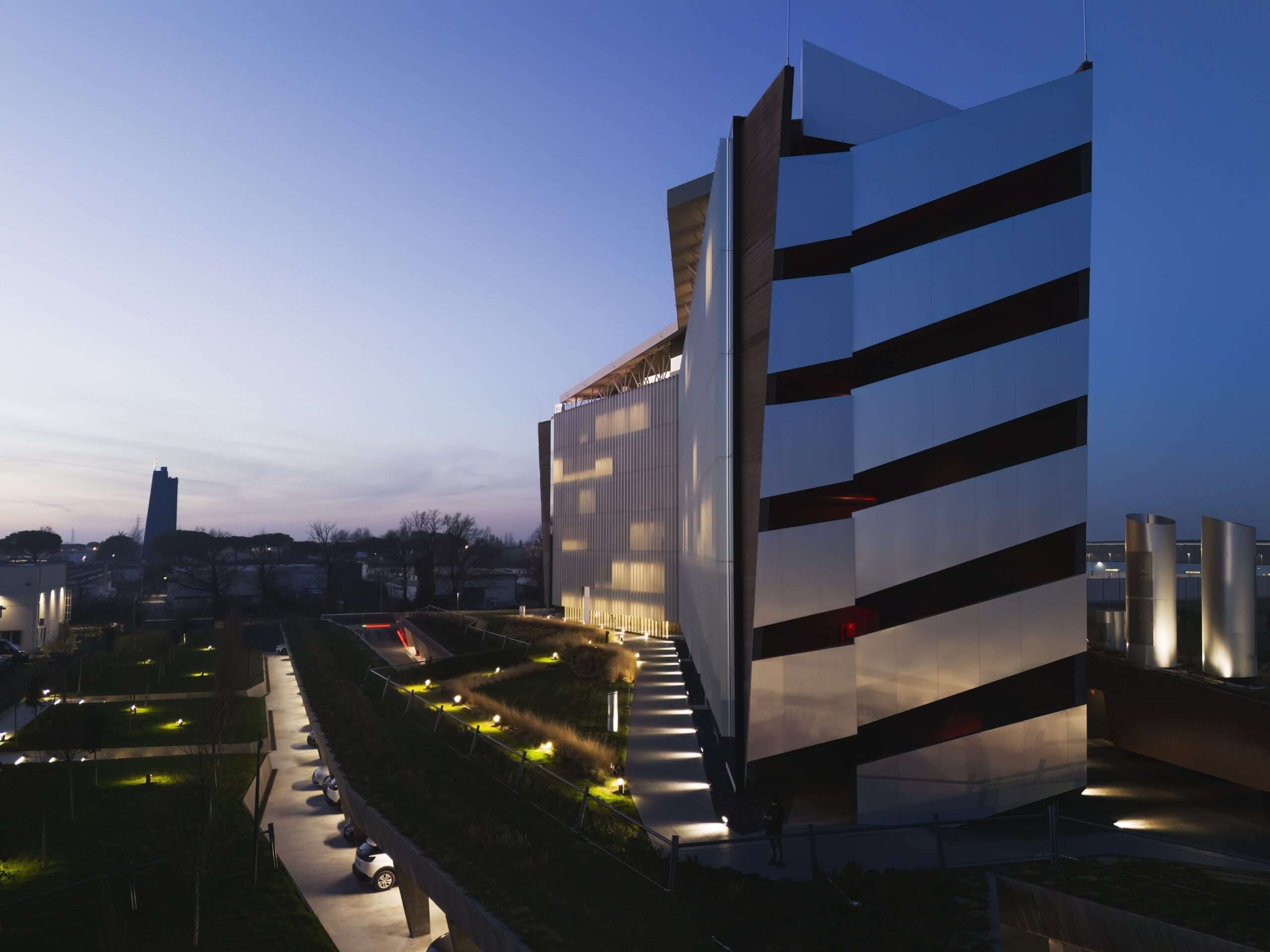 Photo credit: Pietro Savorelli, Marcin Dworzynski and Courtesy of tissellistudioarchitetti