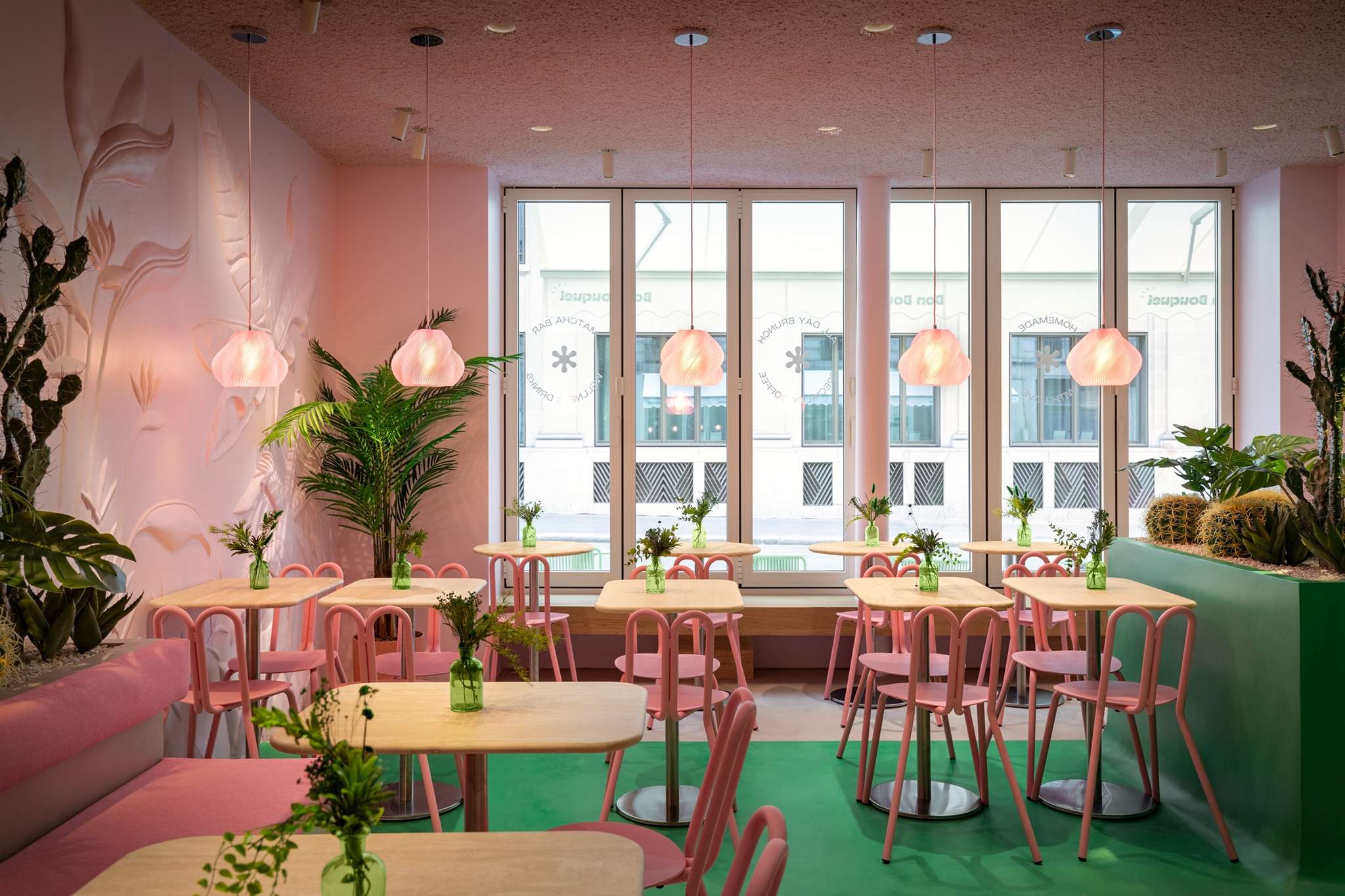Bon Bouquet Café Paris