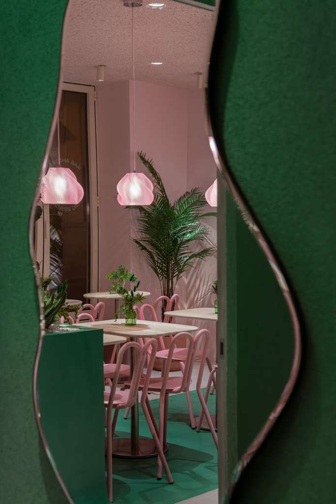 Bon Bouquet Café Paris