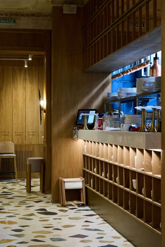 Restaurant Madame Zhu by Allartsdesign