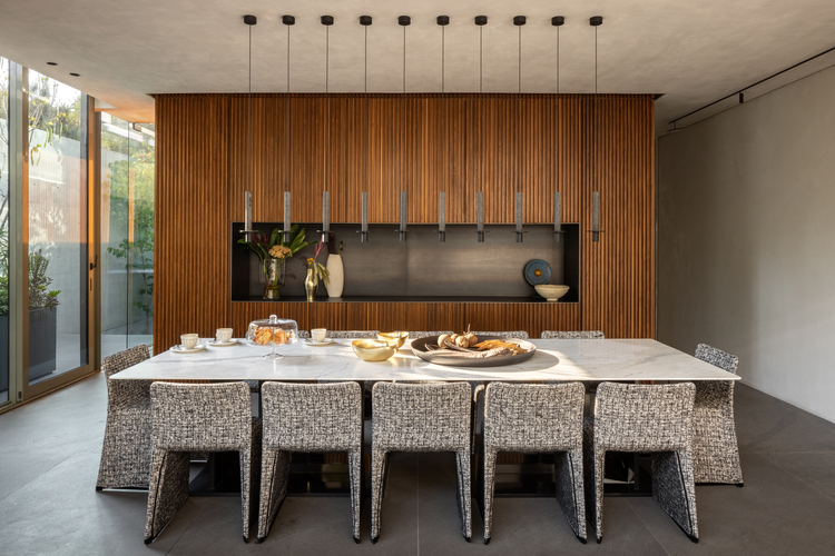 Cárpatos House by IUA Ignacio Urquiza Arquitectos