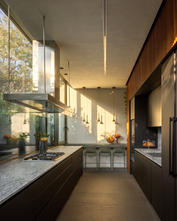 Cárpatos House by IUA Ignacio Urquiza Arquitectos