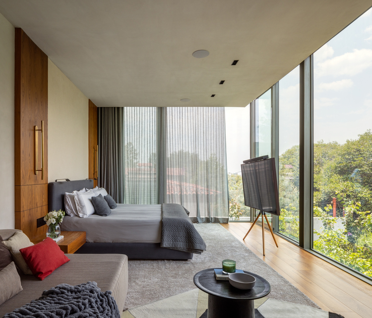 Cárpatos House by IUA Ignacio Urquiza Arquitectos