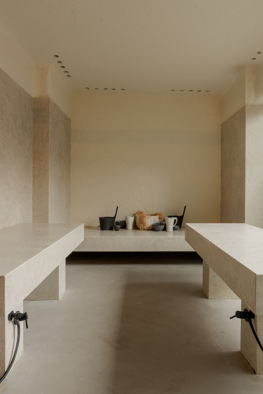 The Woloshyn Bathhouse