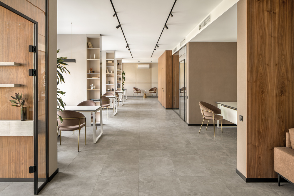 A Minimalist Office by Alta Idea