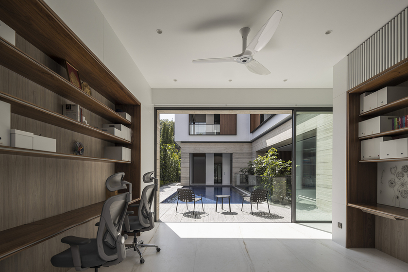 Open Courtyard House by Wallflower Architecture + Design