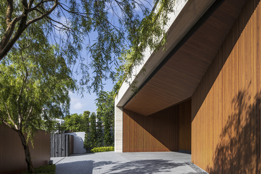 Open Courtyard House by Wallflower Architecture + Design