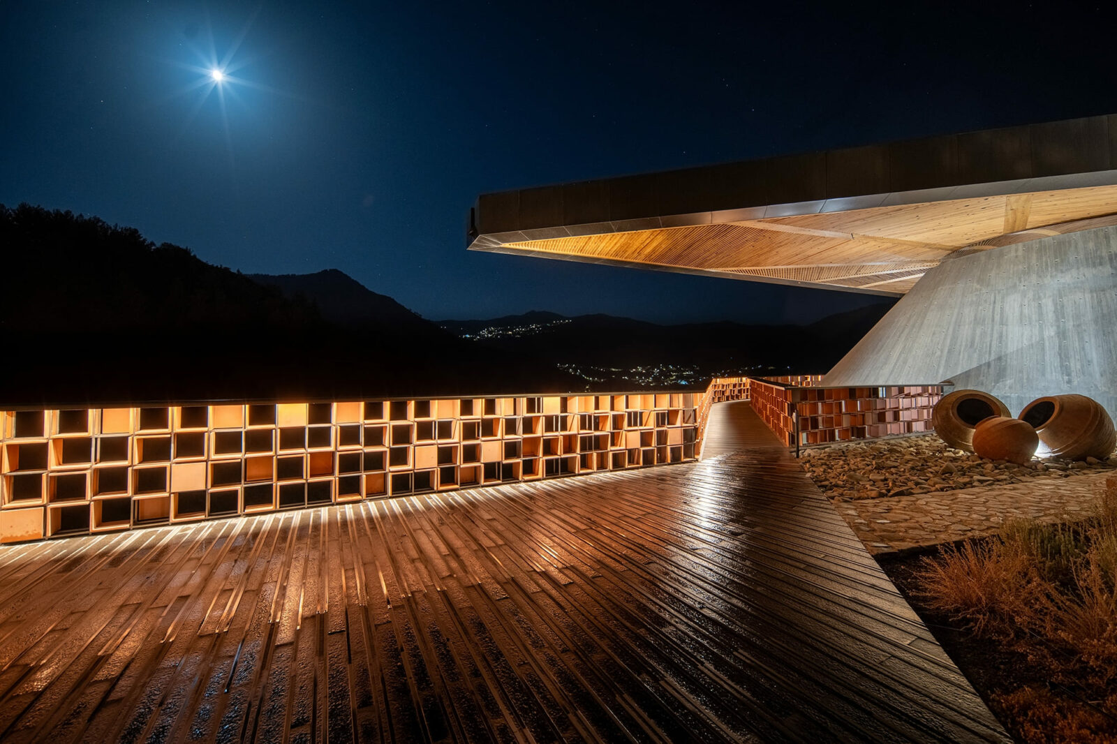 On International Day of Light, Discover the Art of Lighting at Lambadistis Winery