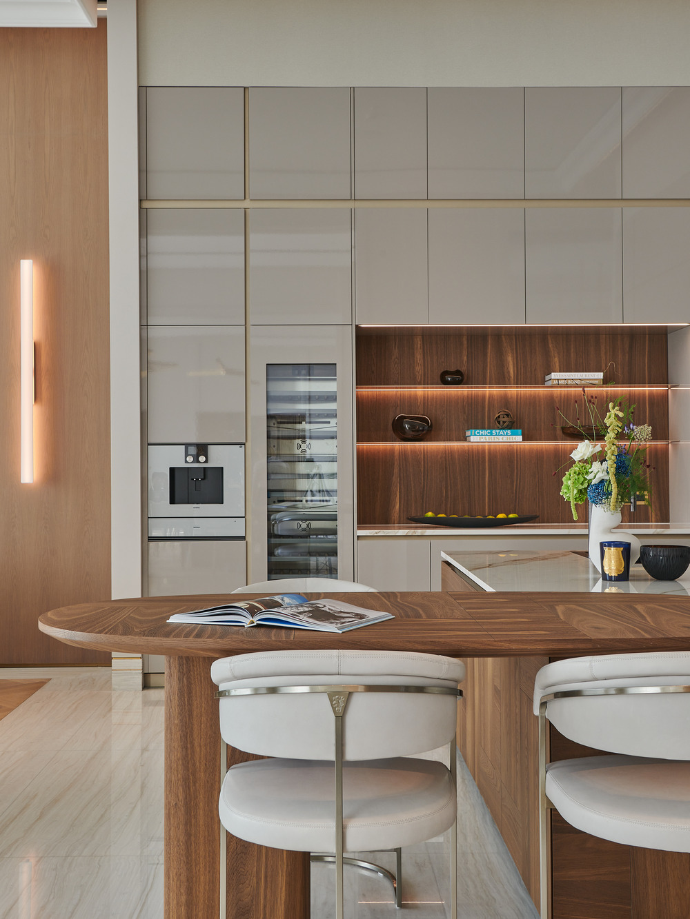 Dubai's New Beachfront Residence by E Plus A Atelier