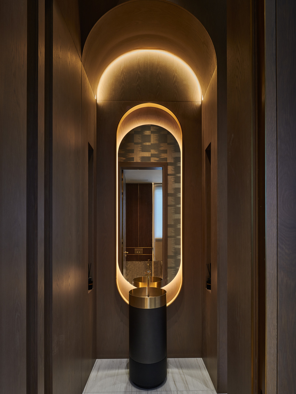 Dubai's New Beachfront Residence by E Plus A Atelier