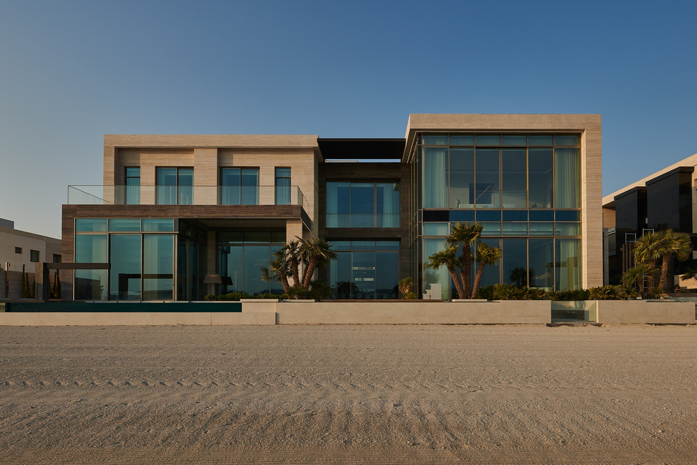 Dubai's New Beachfront Residence by E Plus A Atelier