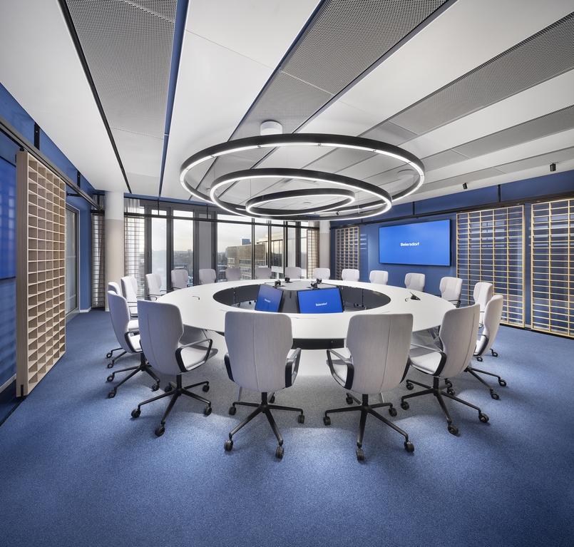 Photo credit: Philip Kottlorz, Stuttgart, Werner Huthmacher, Berlin Germany