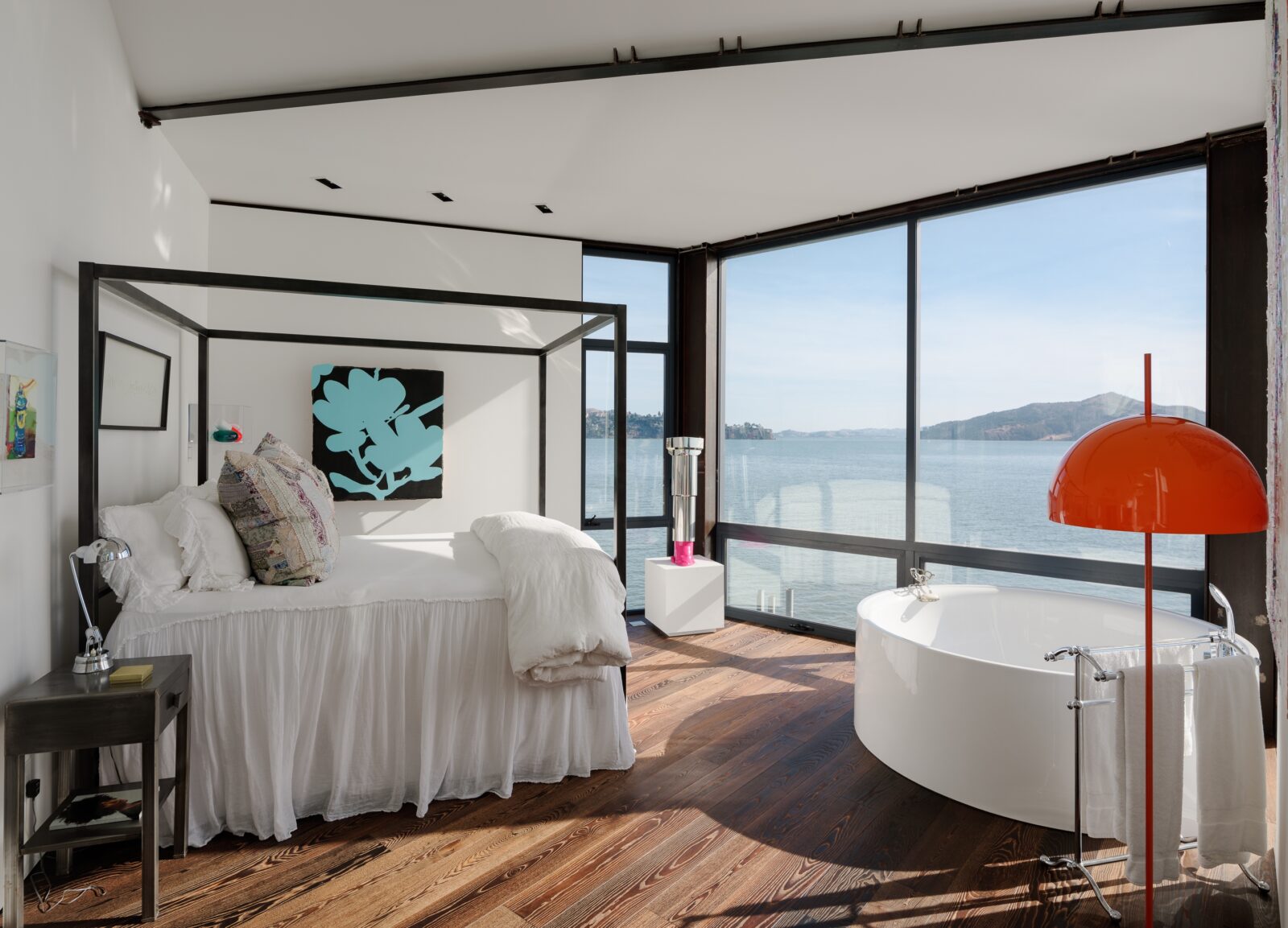 Lighthouse residence