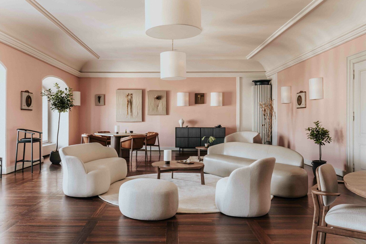 The Major Trends in Interior Design of 2026: Homes Full of Character ...