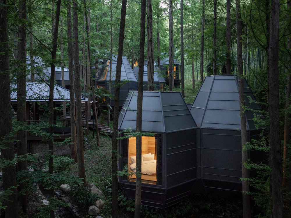 The Dongmingshan Senyu Hotel