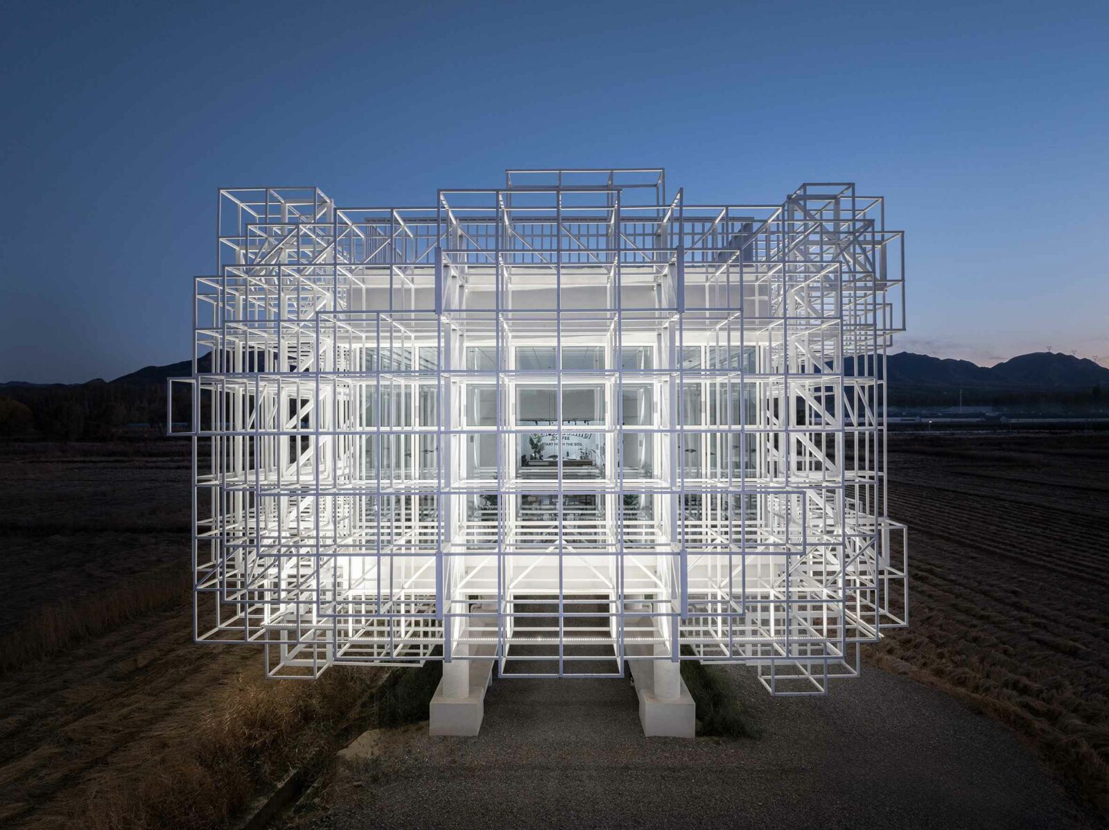 Photo credit: Archi-translator