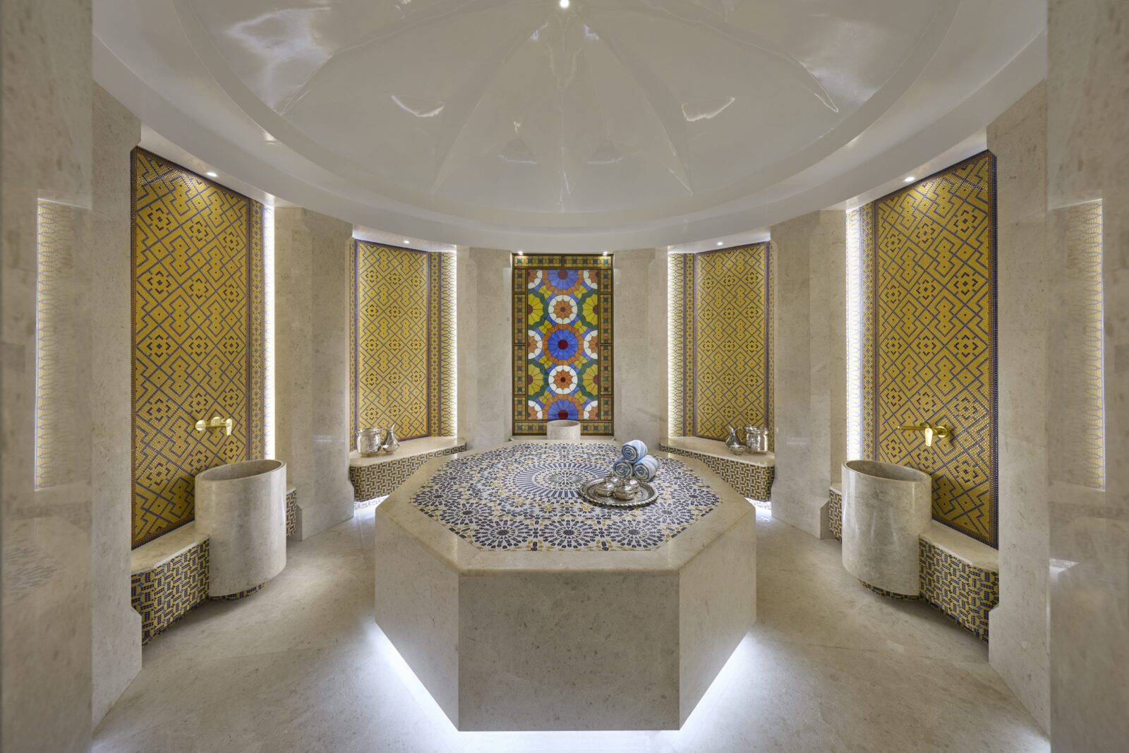 Mandarin Oriental Muscat Luxury Hotel Showcasing Omani Heritage and Contemporary Design