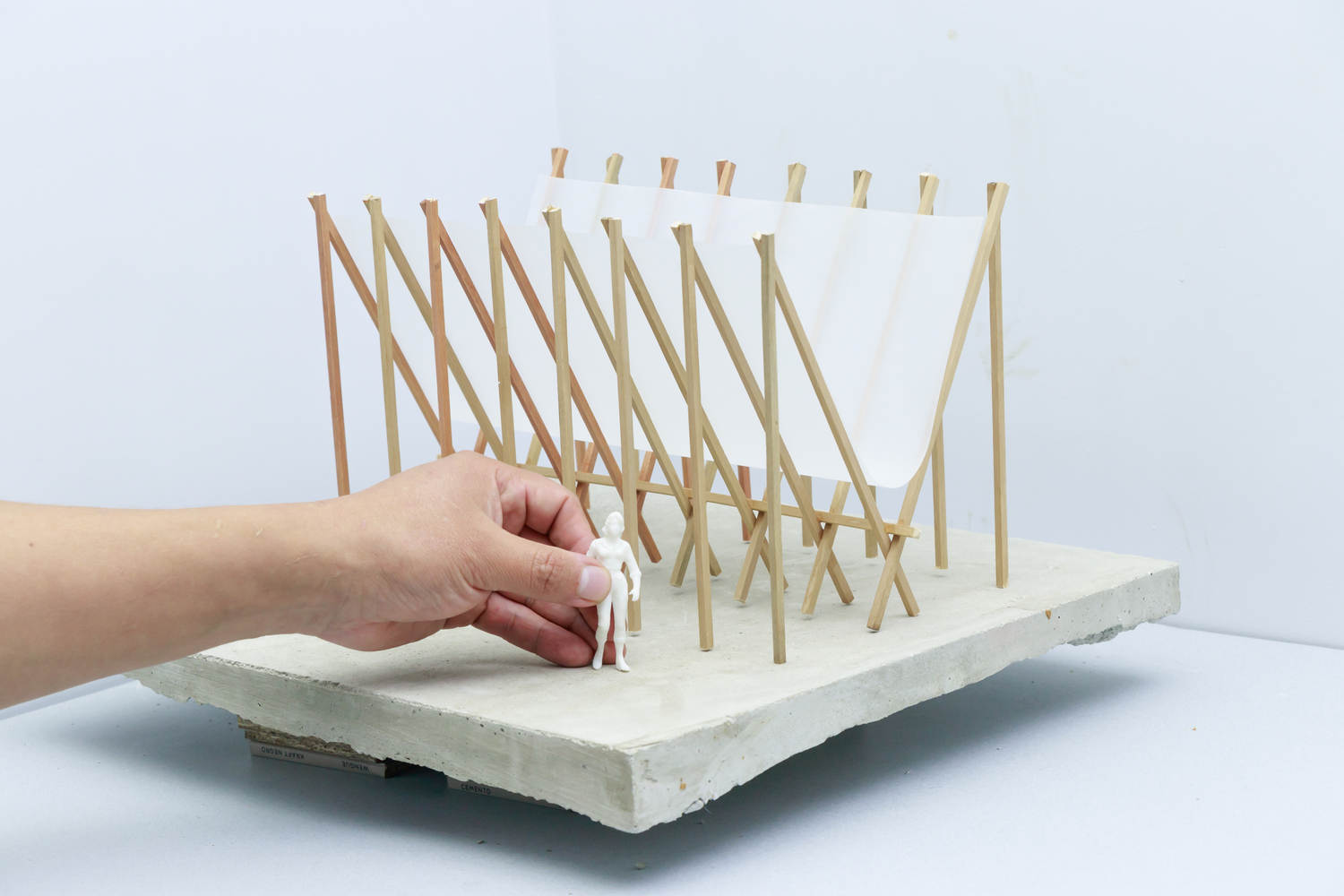 This Lightweight Metal Structure Turns an Ecuadorian Hilltop Into a Place of Reflection