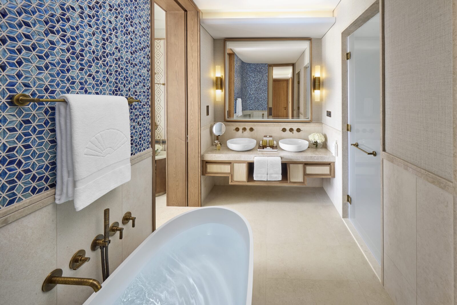 Mandarin Oriental Muscat Luxury Hotel Showcasing Omani Heritage and Contemporary Design