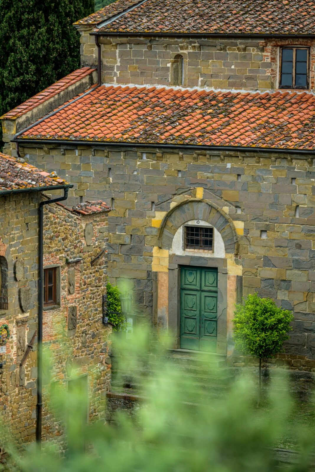 Terraces of Light Transform the Medieval Gardens of La Monastica