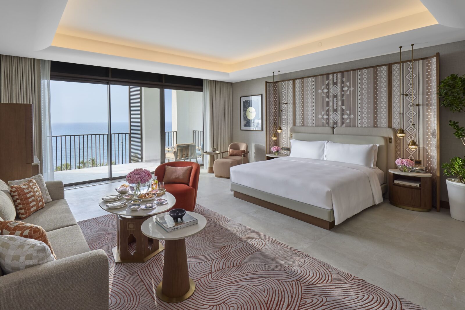Mandarin Oriental Muscat Luxury Hotel Showcasing Omani Heritage and Contemporary Design