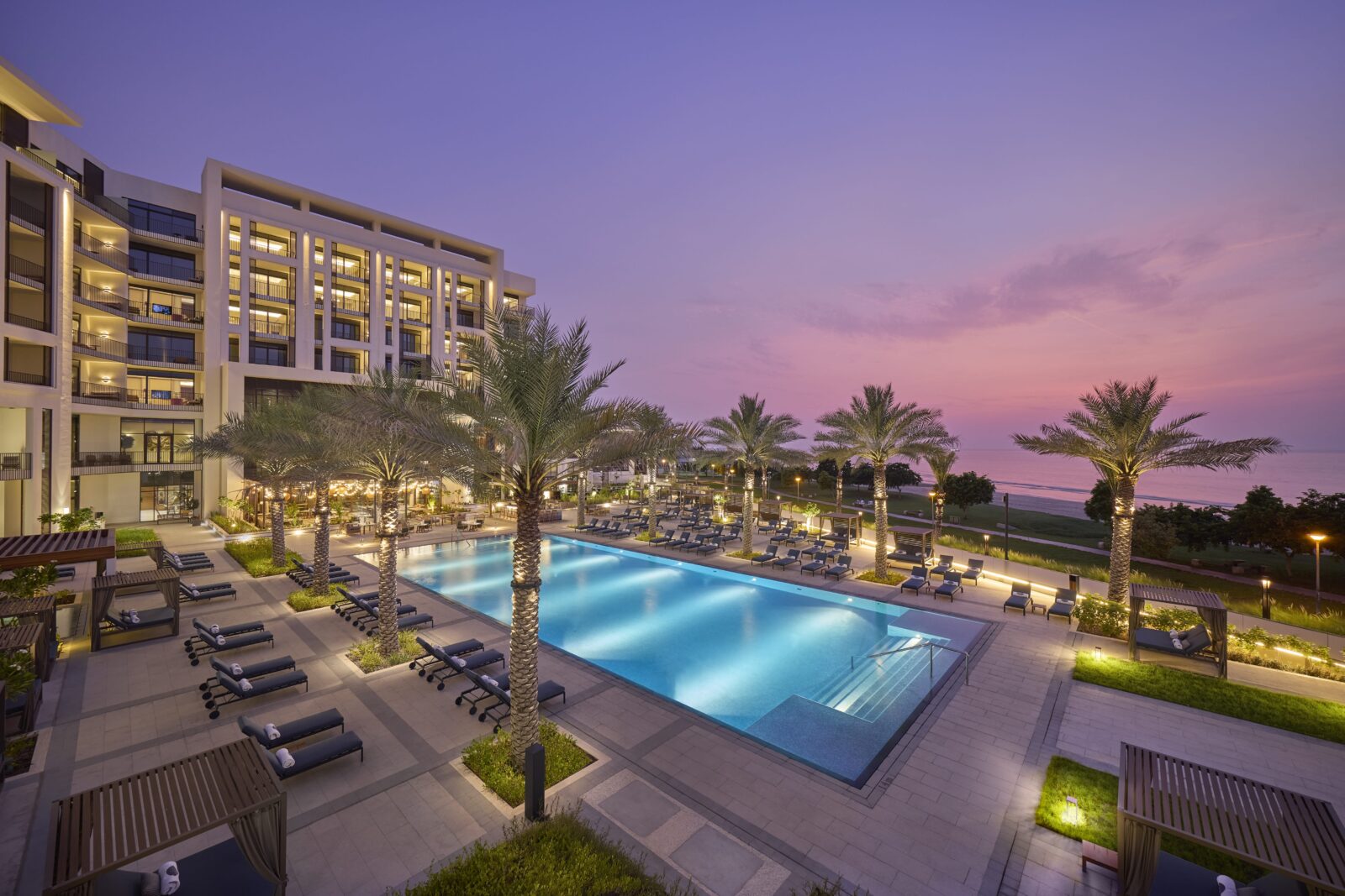 Mandarin Oriental Muscat Luxury Hotel Showcasing Omani Heritage and Contemporary Design