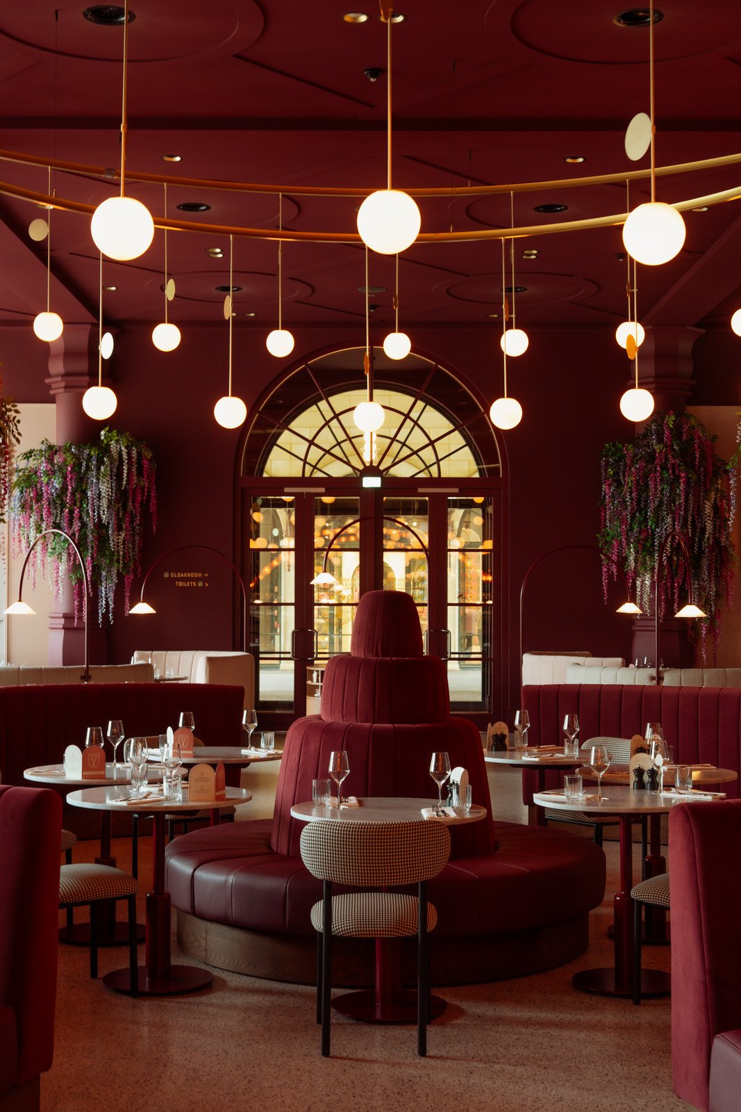 2025 Efteling Grand Hotel Design Feature Seven Coloured Views and Luxe Materials by Heinzel de Vries