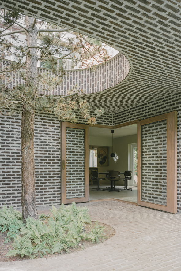 BD House - Space Encounters Studio Vincent Architecture