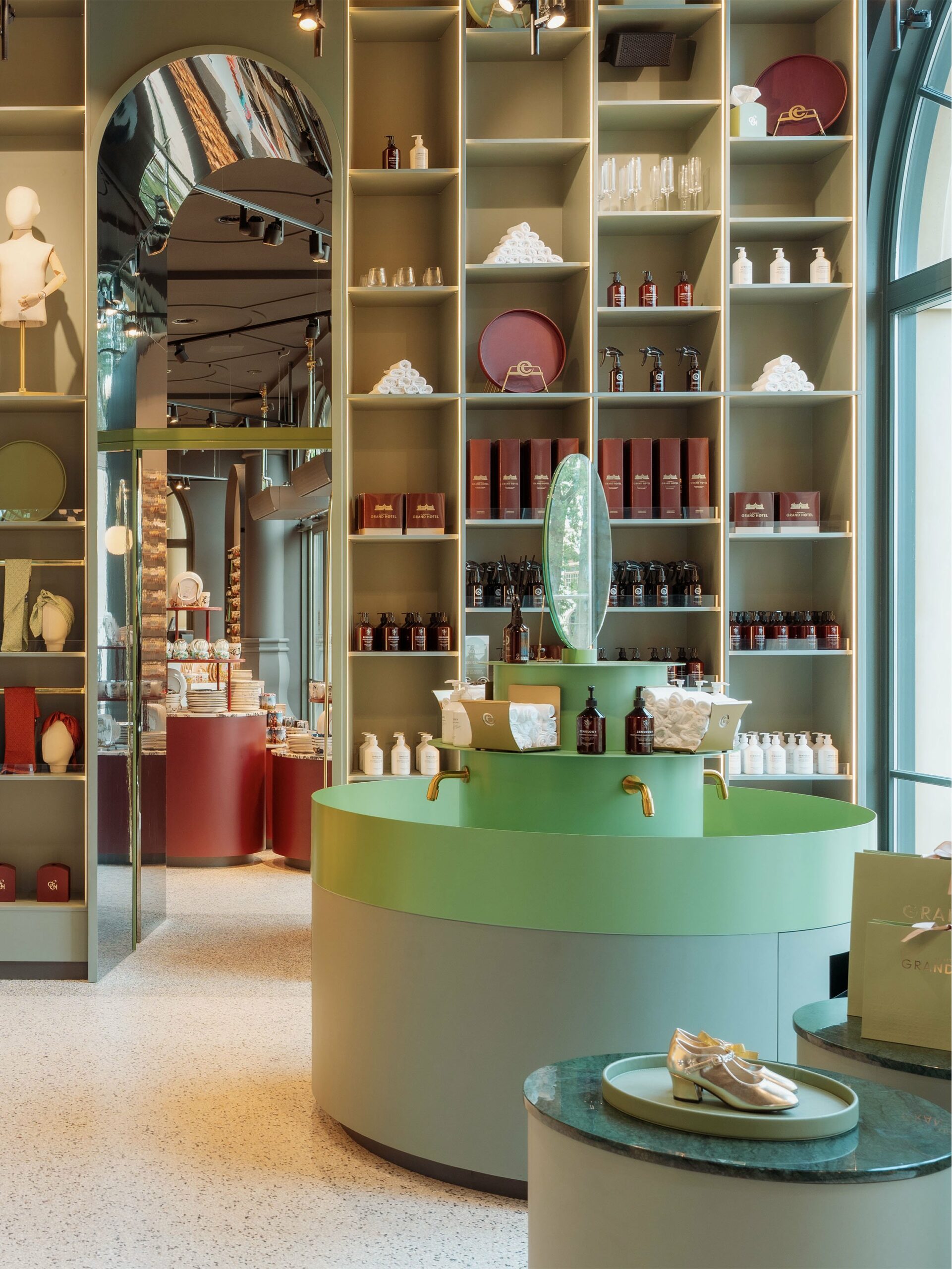 2025 Efteling Grand Hotel Design Feature Seven Coloured Views and Luxe Materials by Heinzel de Vries