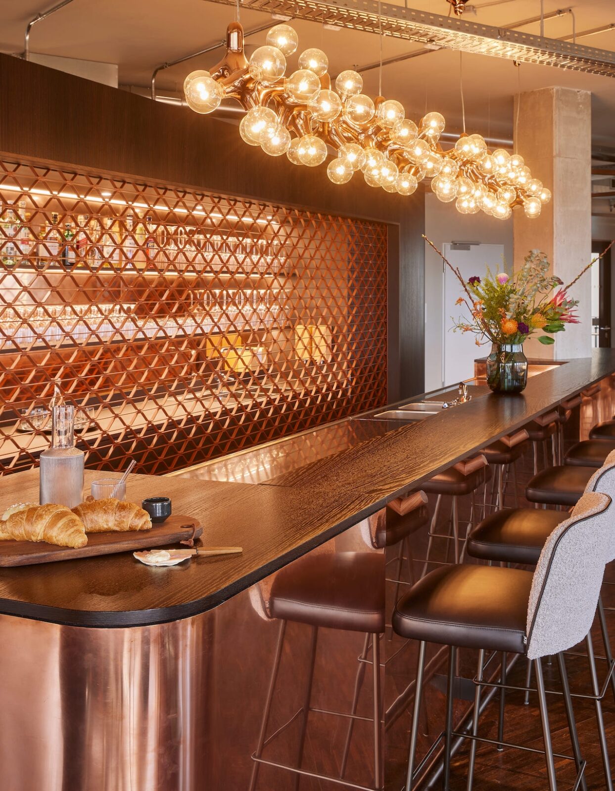 adesso SE office lighting design