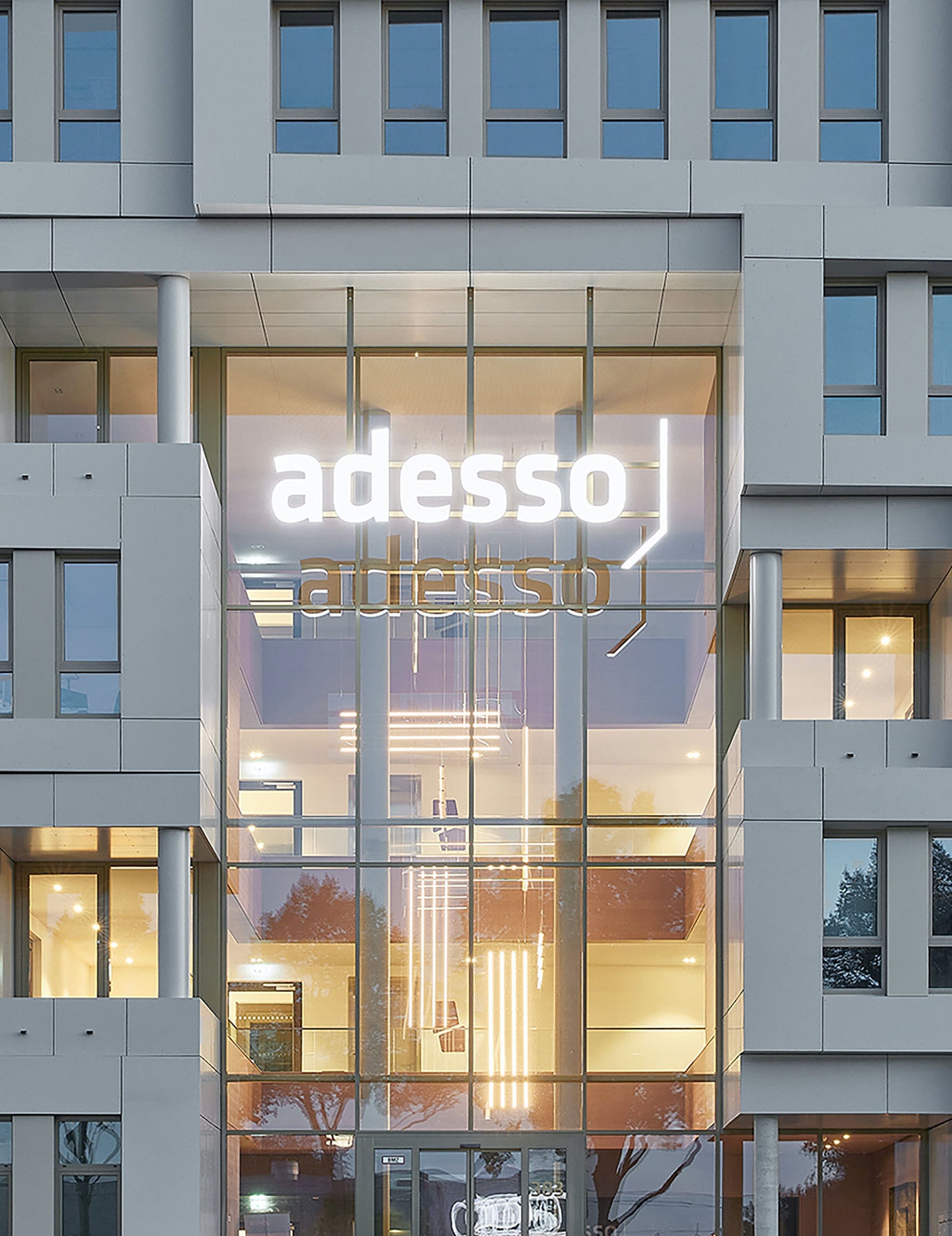adesso SE office lighting design