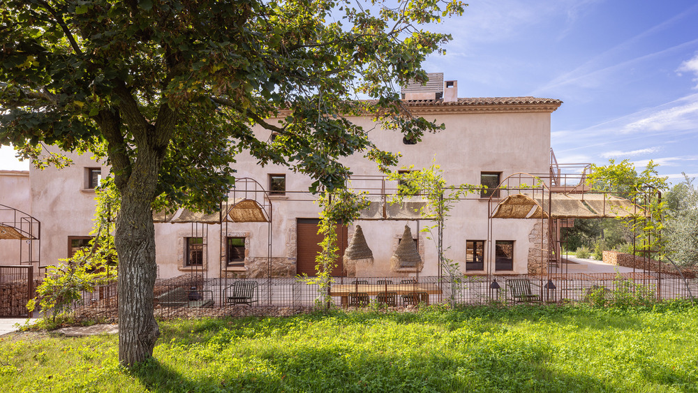 Hotel Masía Can Farrés in Barcelona