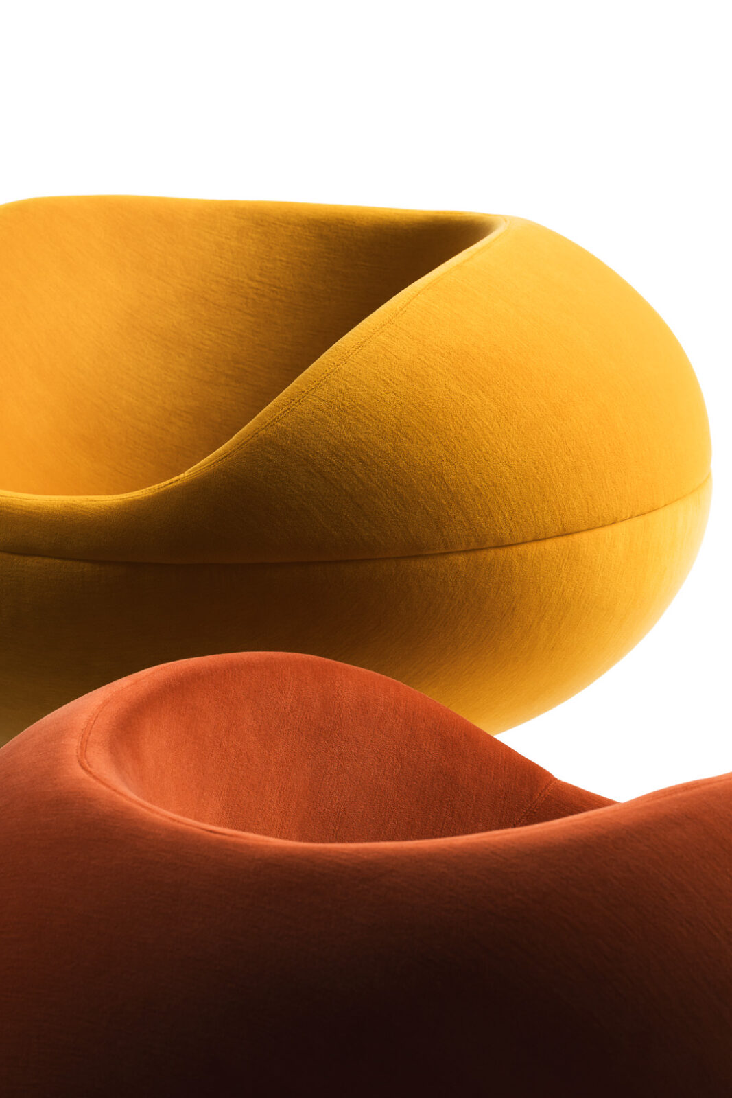 Soft Pastil Chair Brings Iconic 60s Design Back in Velvet