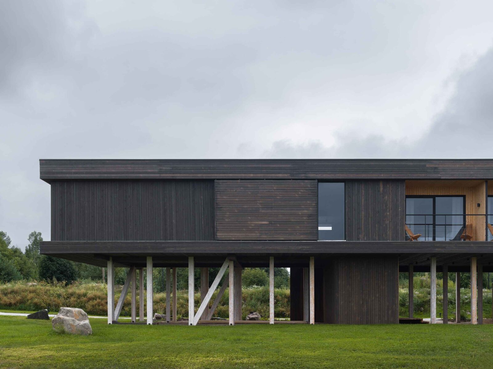 Photo credit: Dmitry Chebanenko