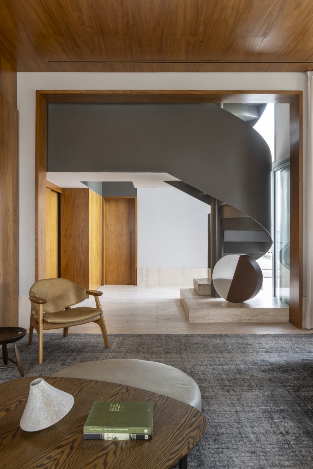 Family Life Finds Its Flow in São Paulo’s Vila Madalena Apartment
