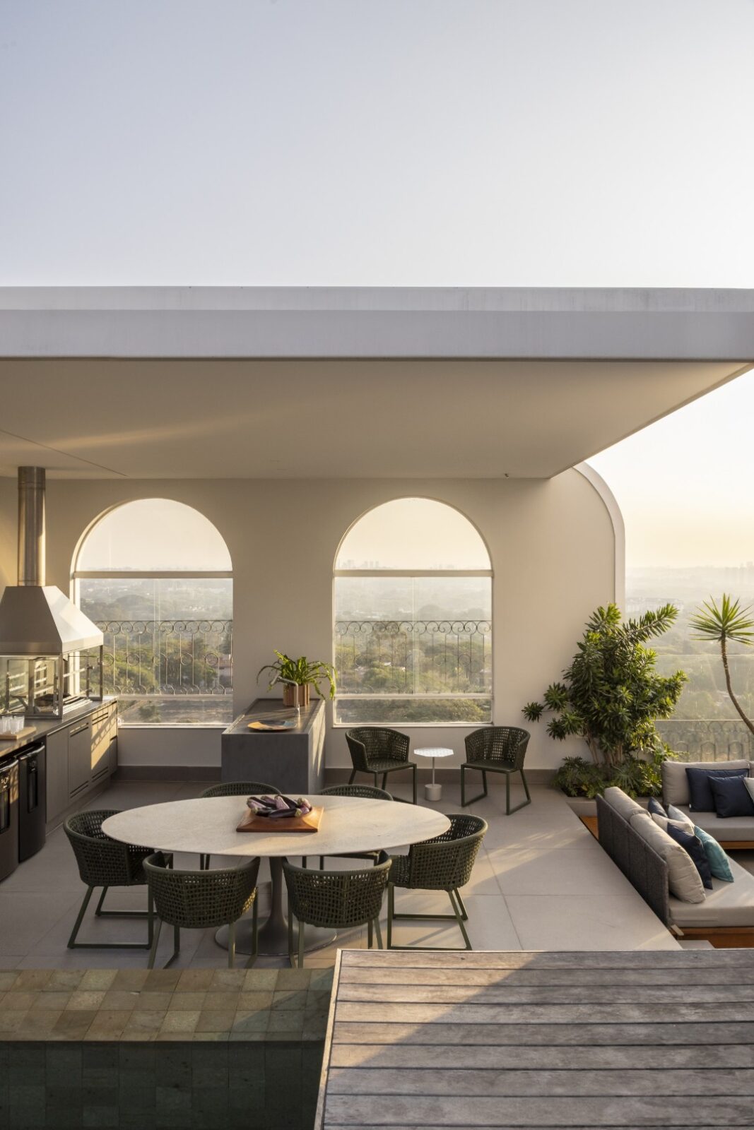 Family Life Finds Its Flow in São Paulo’s Vila Madalena Apartment
