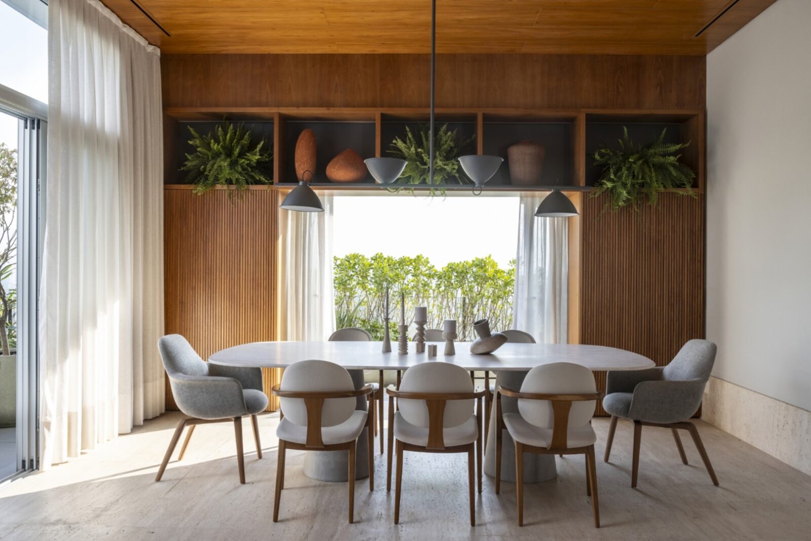 Family Life Finds Its Flow in São Paulo’s Vila Madalena Apartment
