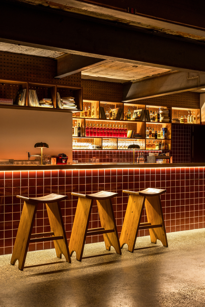 Bar Céu by Kuster Brizola Arquitetos