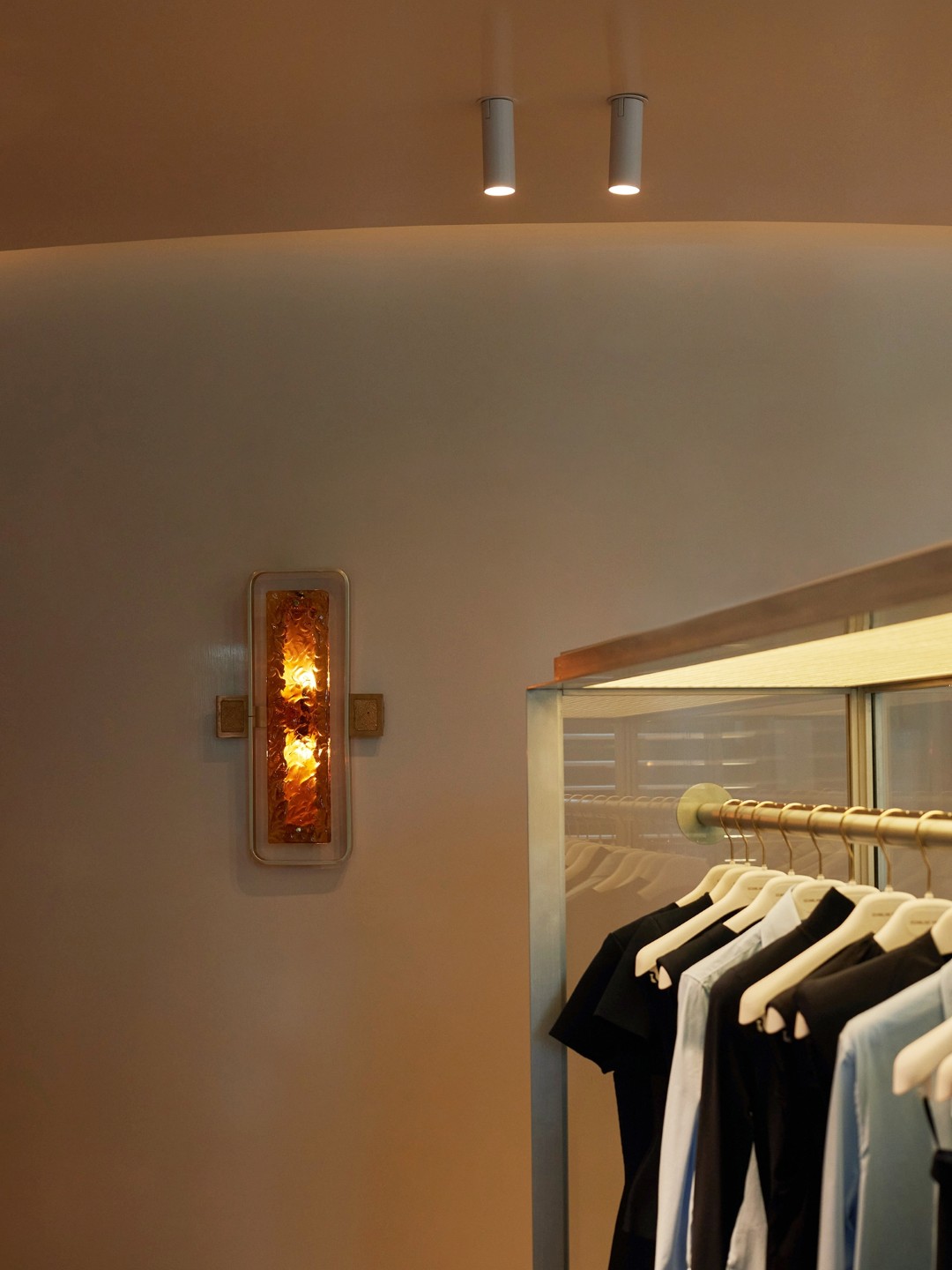 Scanlan Theodore’s Melbourne Store Proves That Lighting Design Can Be Both Luxurious and Responsible