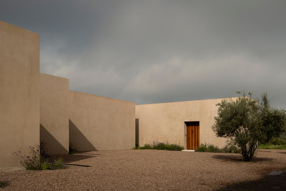 Casa San Francisco by Jorge Garibay Arquitectos