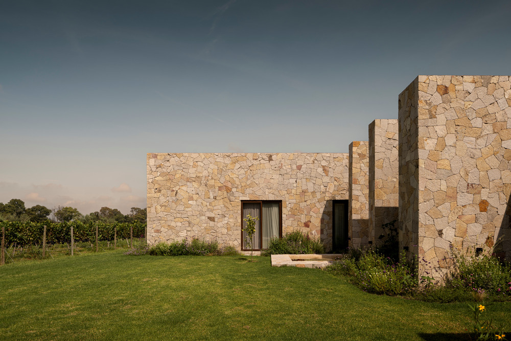 Casa San Francisco by Jorge Garibay Arquitectos