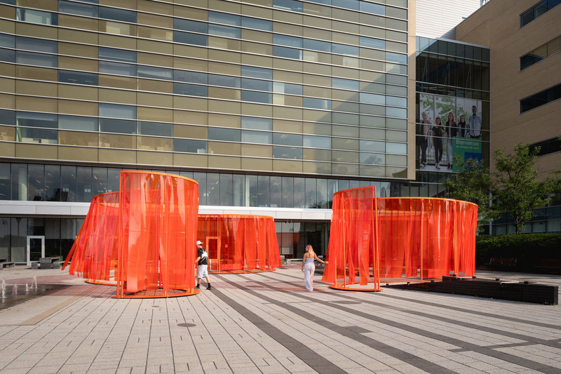 Public art in PalaPlace Claude-Léveillée